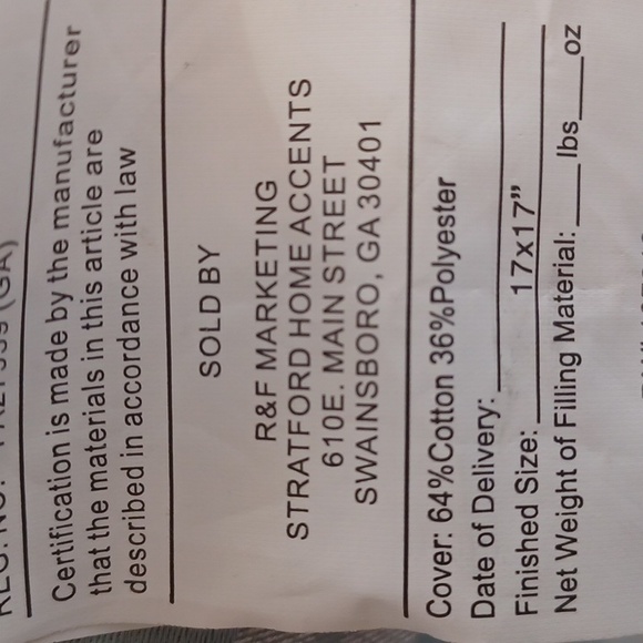 NWT) Stratford Home Set of 2 light blue Pillows-17"×17" flora motif - Picture 6 of 9